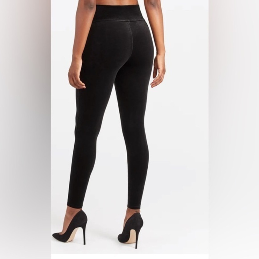 SPANX Black Velvet Feel High-Rise Leggings Soft Sculpting Stretch Capsule Sz M